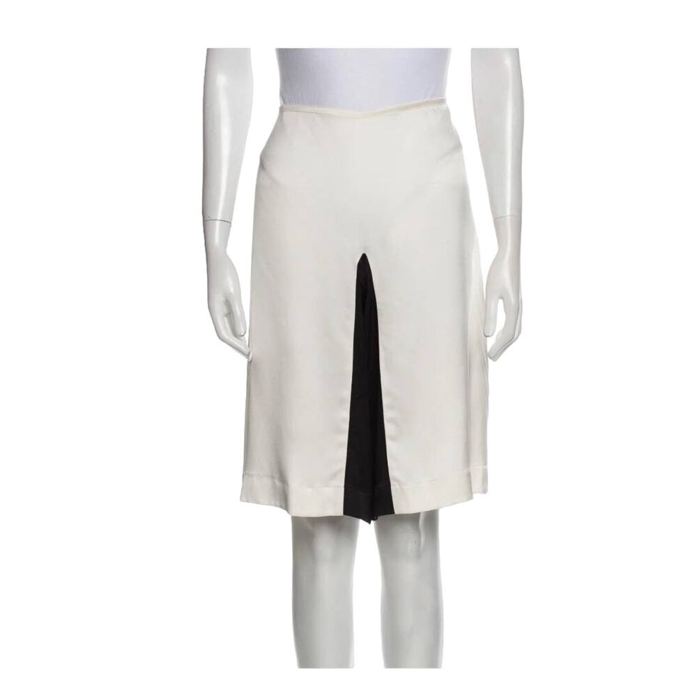 Chanel 2008 K Lagerfeld CC Logo Silk Dress Shorts 40 (M) - Picture 5 of 10